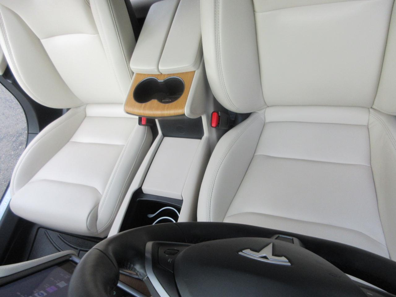 Tesla Model S  2021