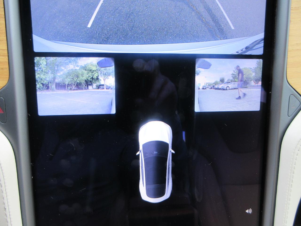 Tesla Model S  2021