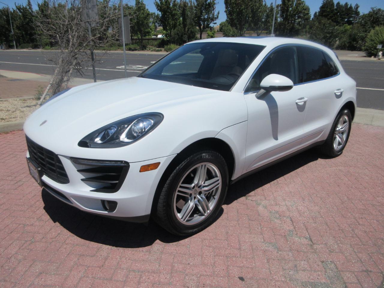 2017 Porsche Macan S AWD*PREMIUM PLUS**HEAT-AC SEATS**PANO**