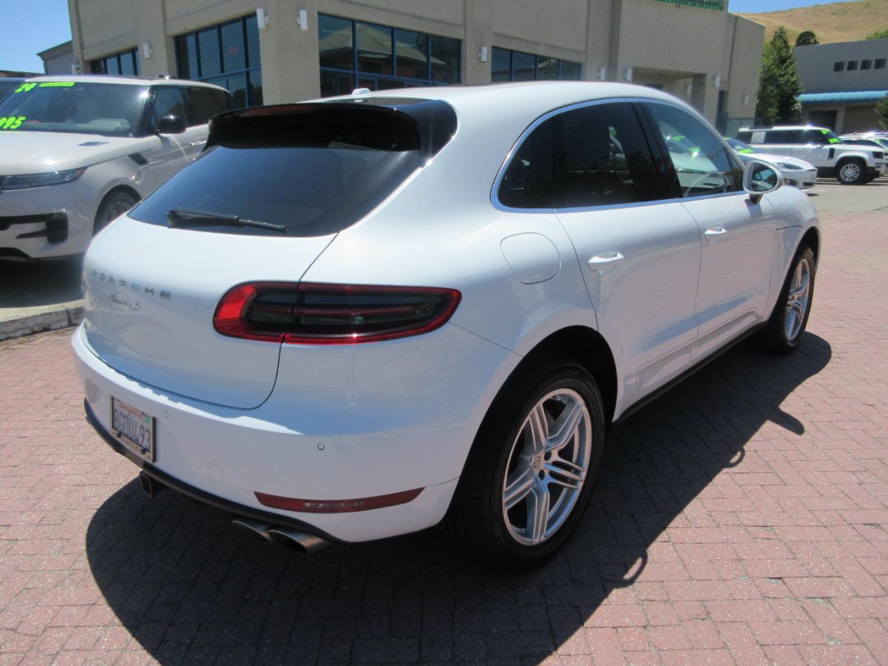 Porsche Macan  2017