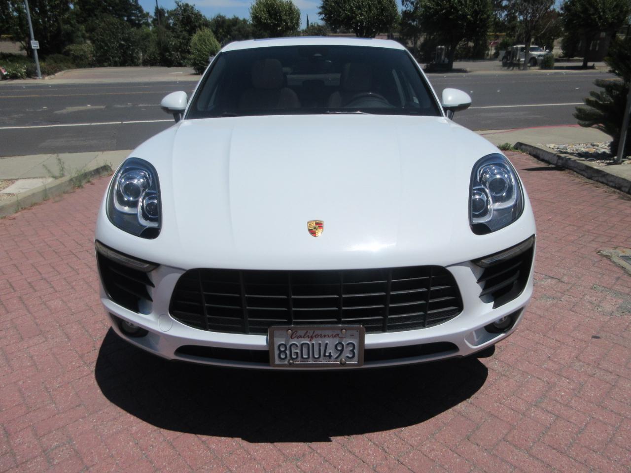 Porsche Macan  2017
