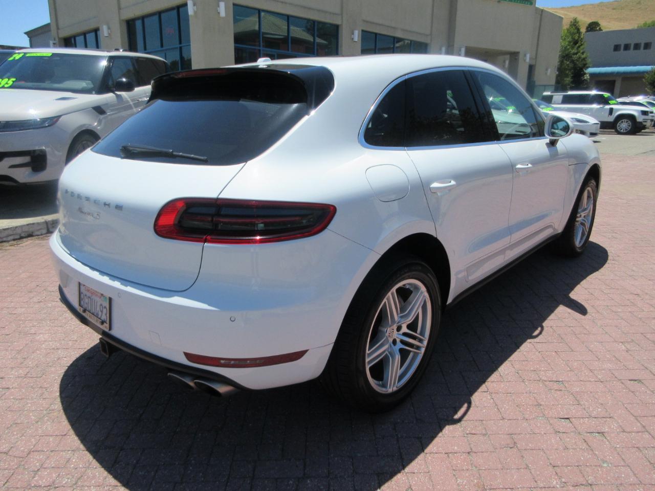 Porsche Macan  2017