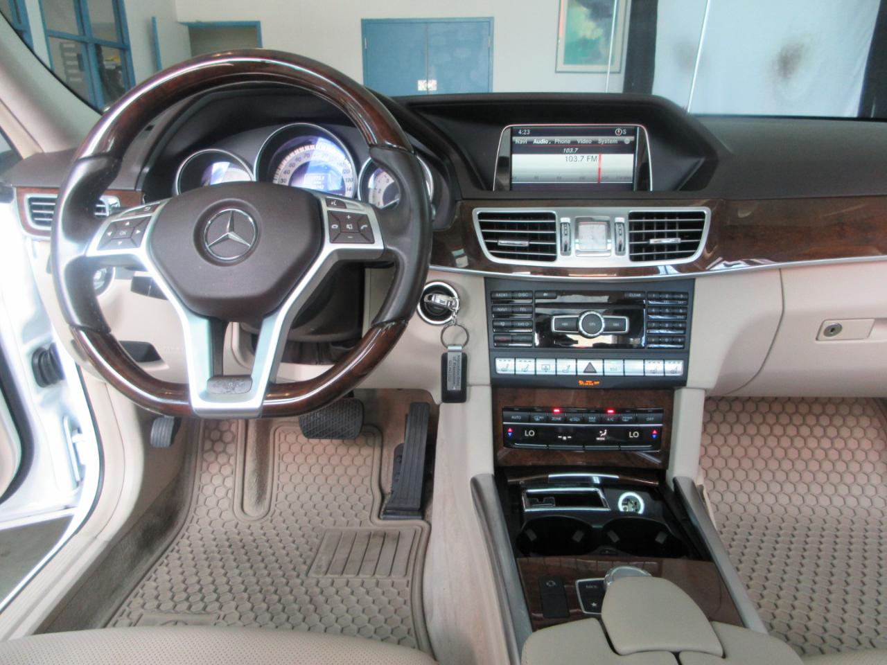 Mercedes-Benz E-Class  2014