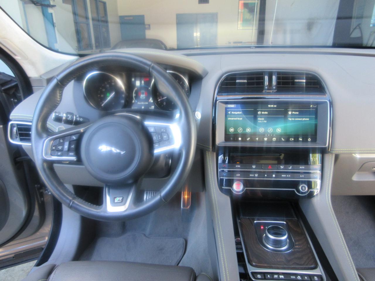 Jaguar F-Pace  2019