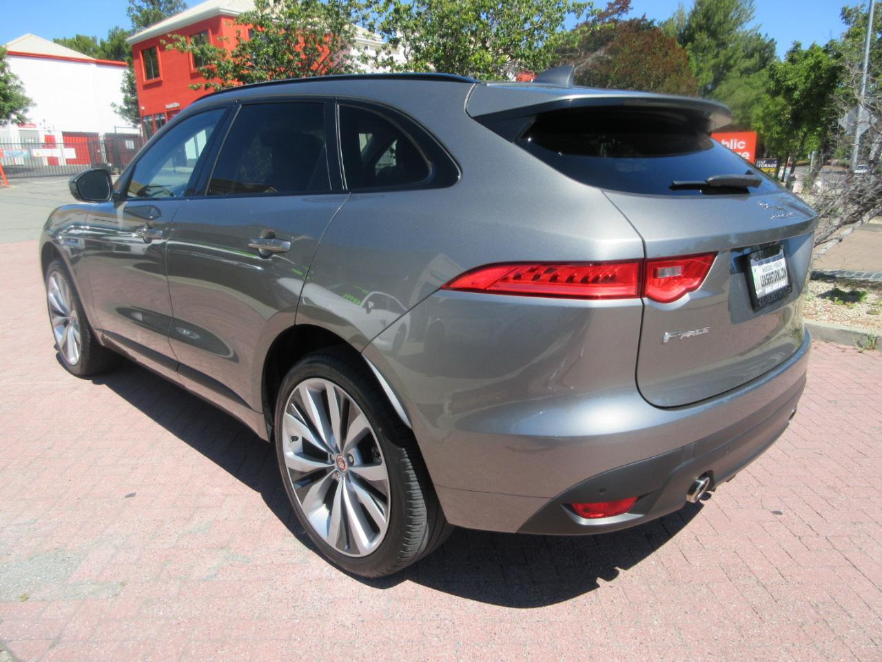 Jaguar F-Pace  2019