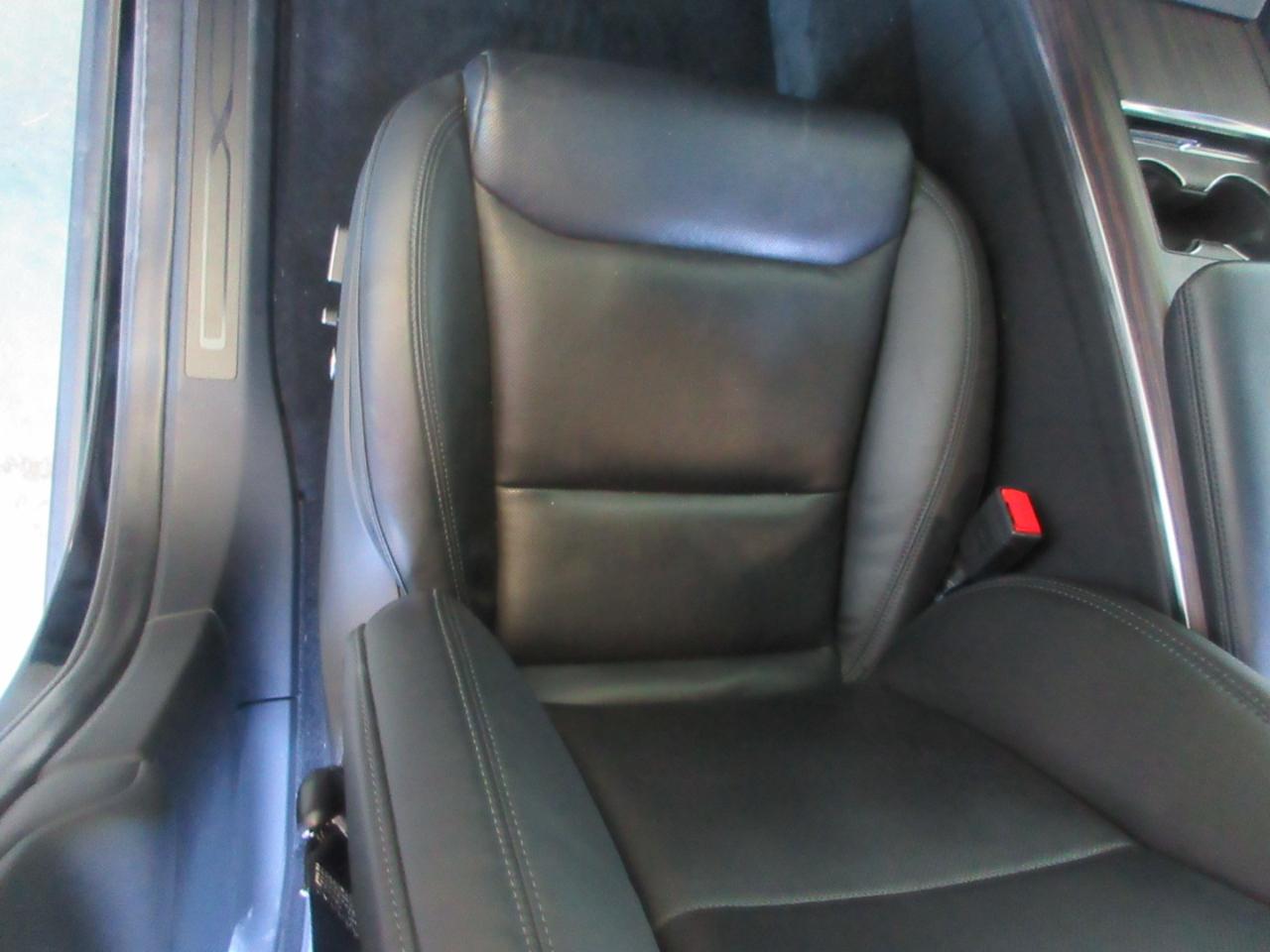 Tesla Model X  2022