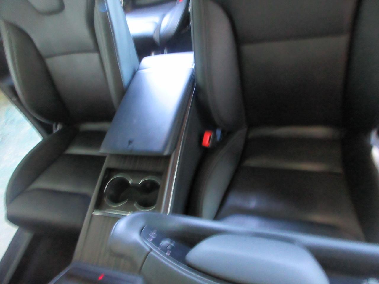 Tesla Model X  2022