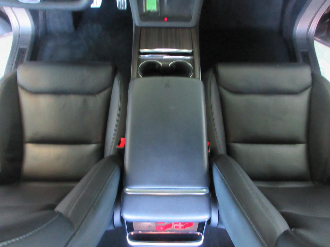 Tesla Model X  2022