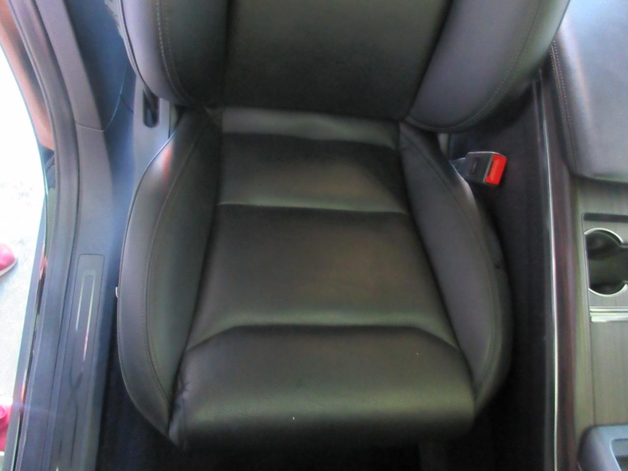 Tesla Model X  2022