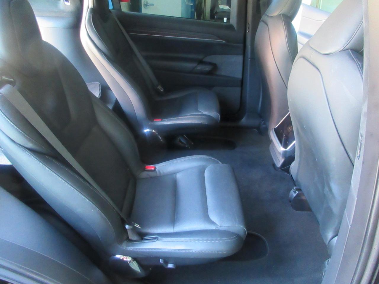 Tesla Model X  2022