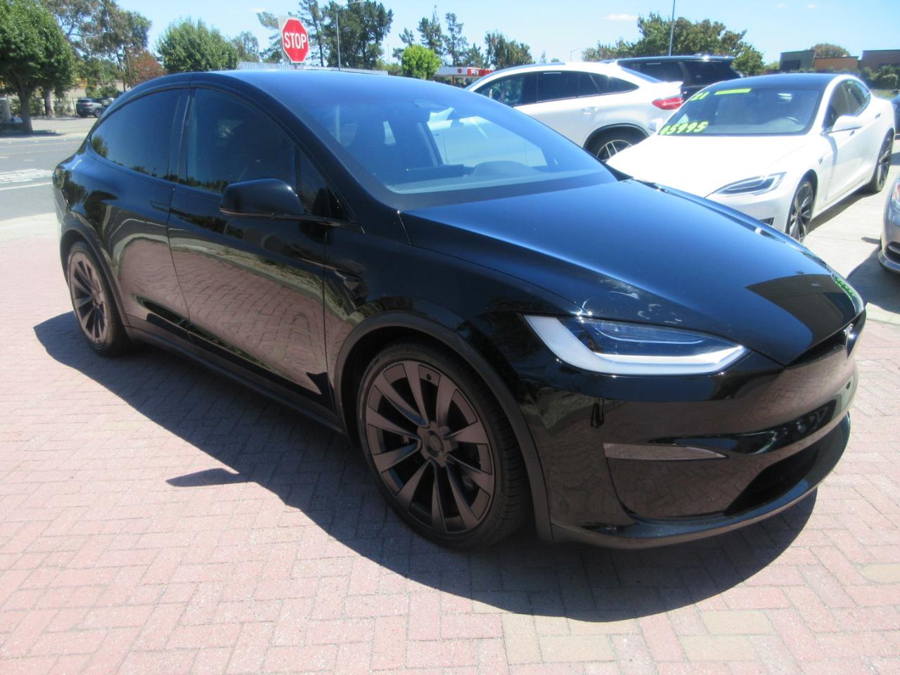 Tesla Model X  2022