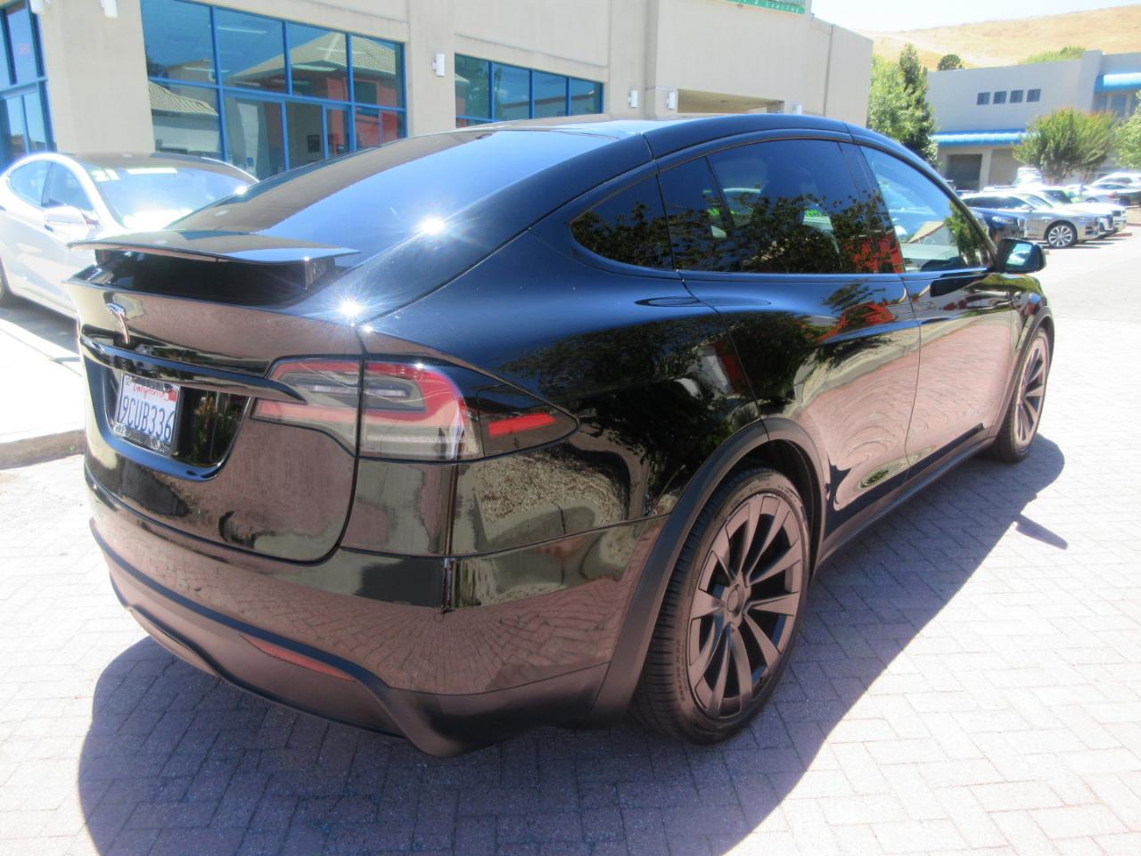 Tesla Model X  2022