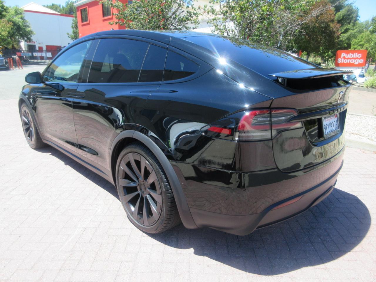Tesla Model X  2022