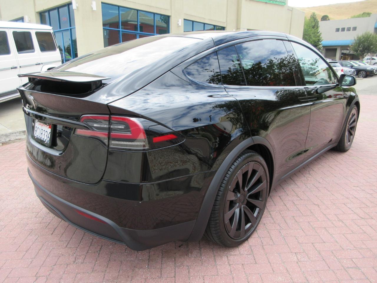 Tesla Model X  2022