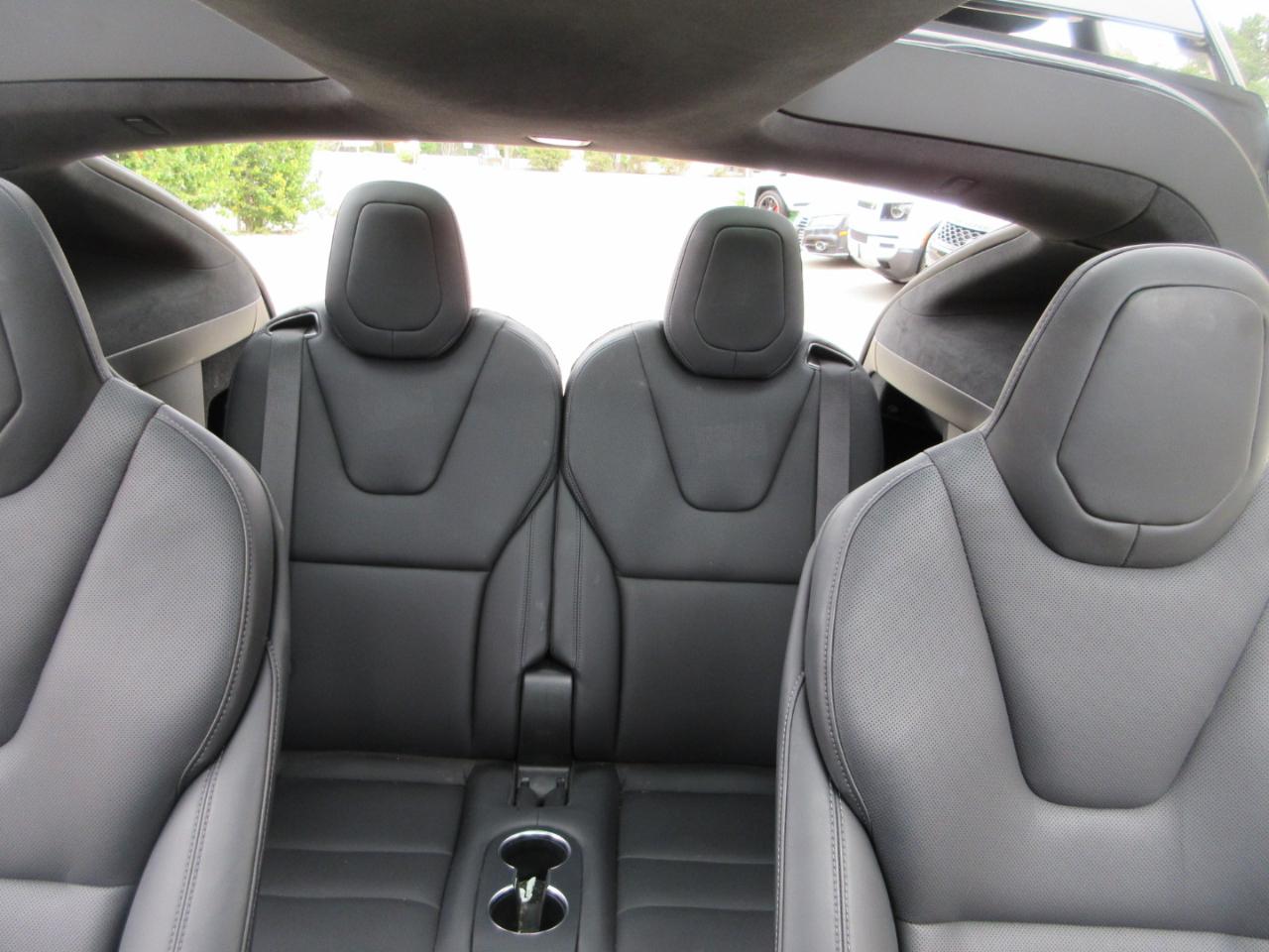 Tesla Model X  2022