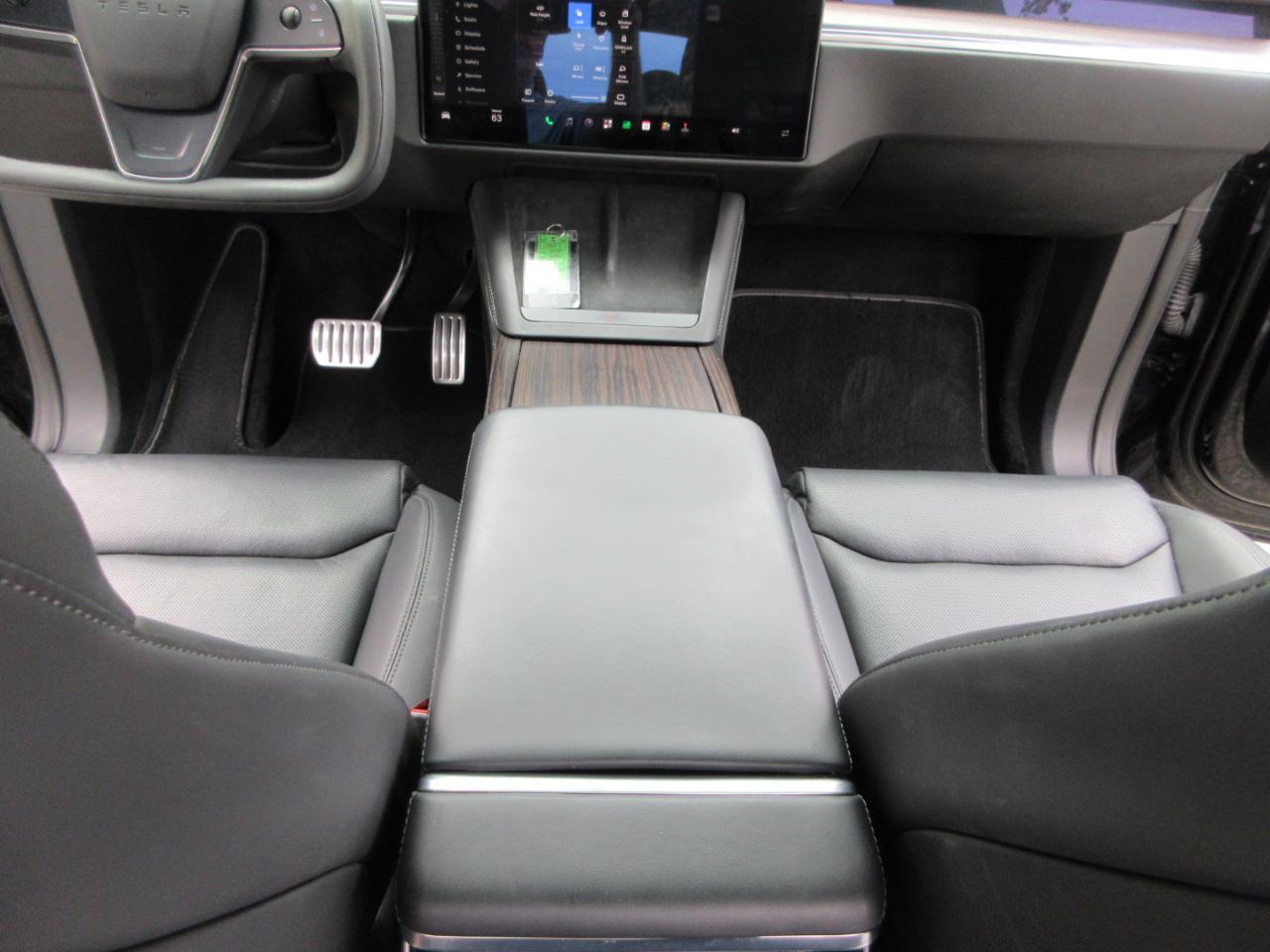 Tesla Model X  2022