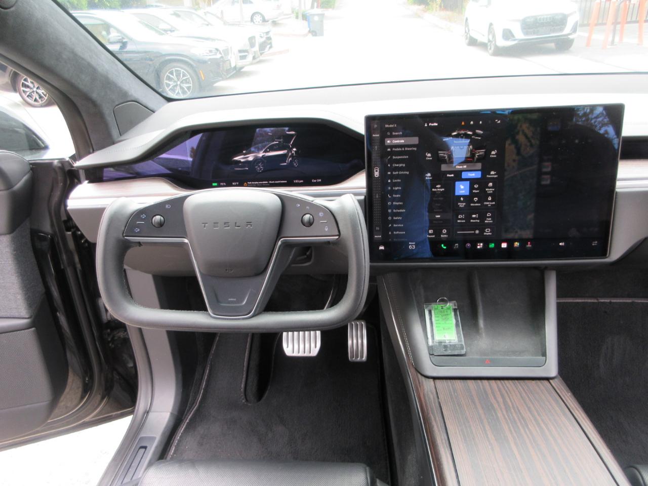 Tesla Model X  2022