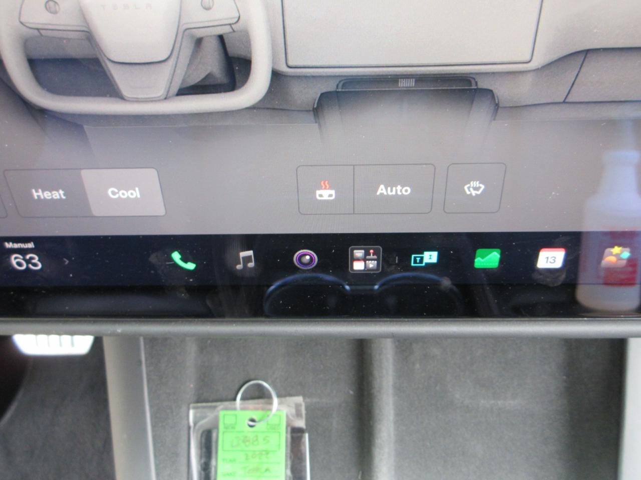 Tesla Model X  2022