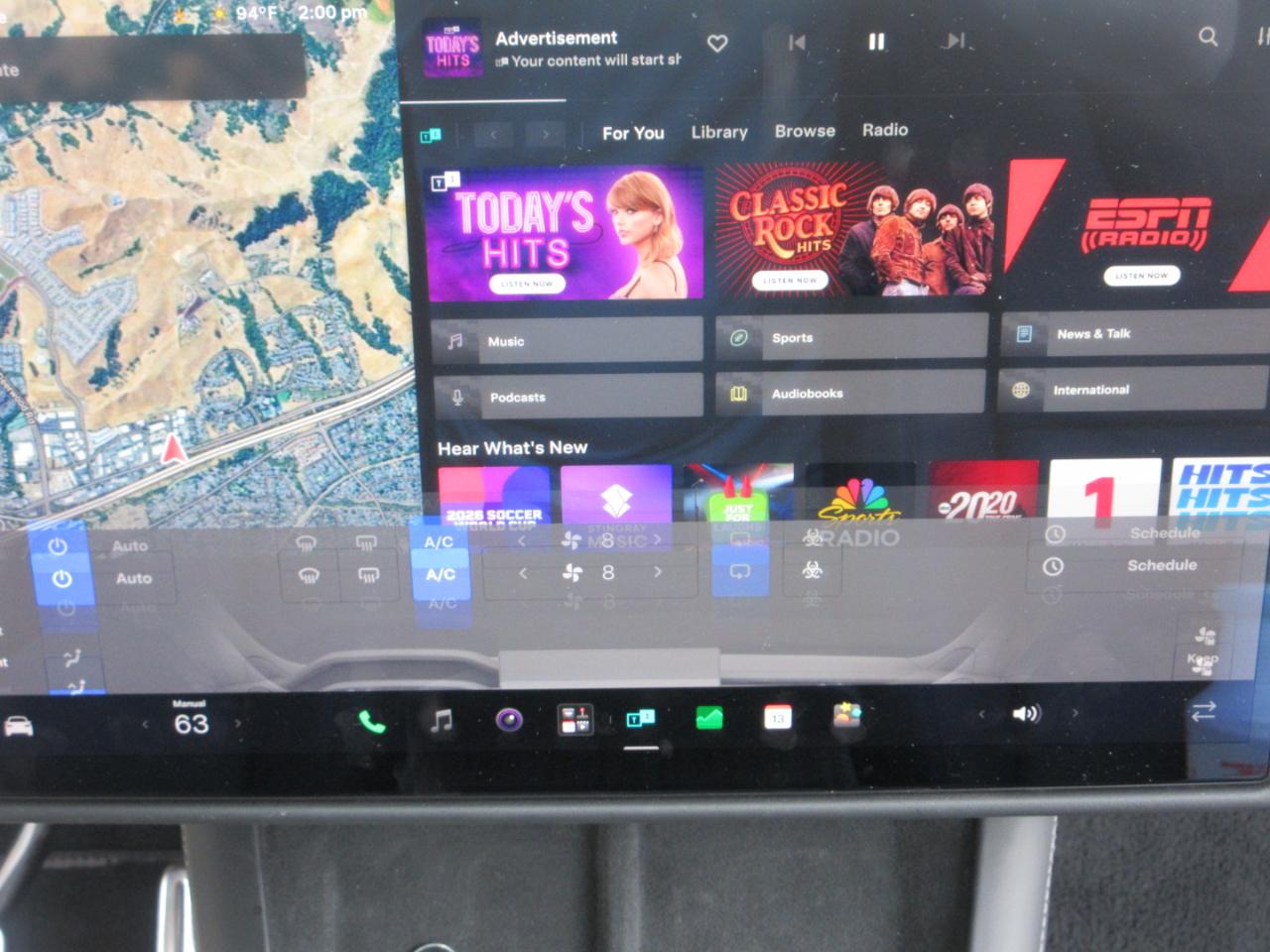 Tesla Model X  2022