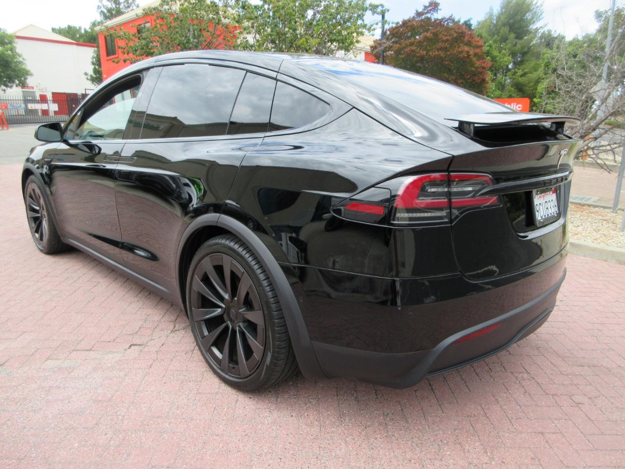 Tesla Model X  2022