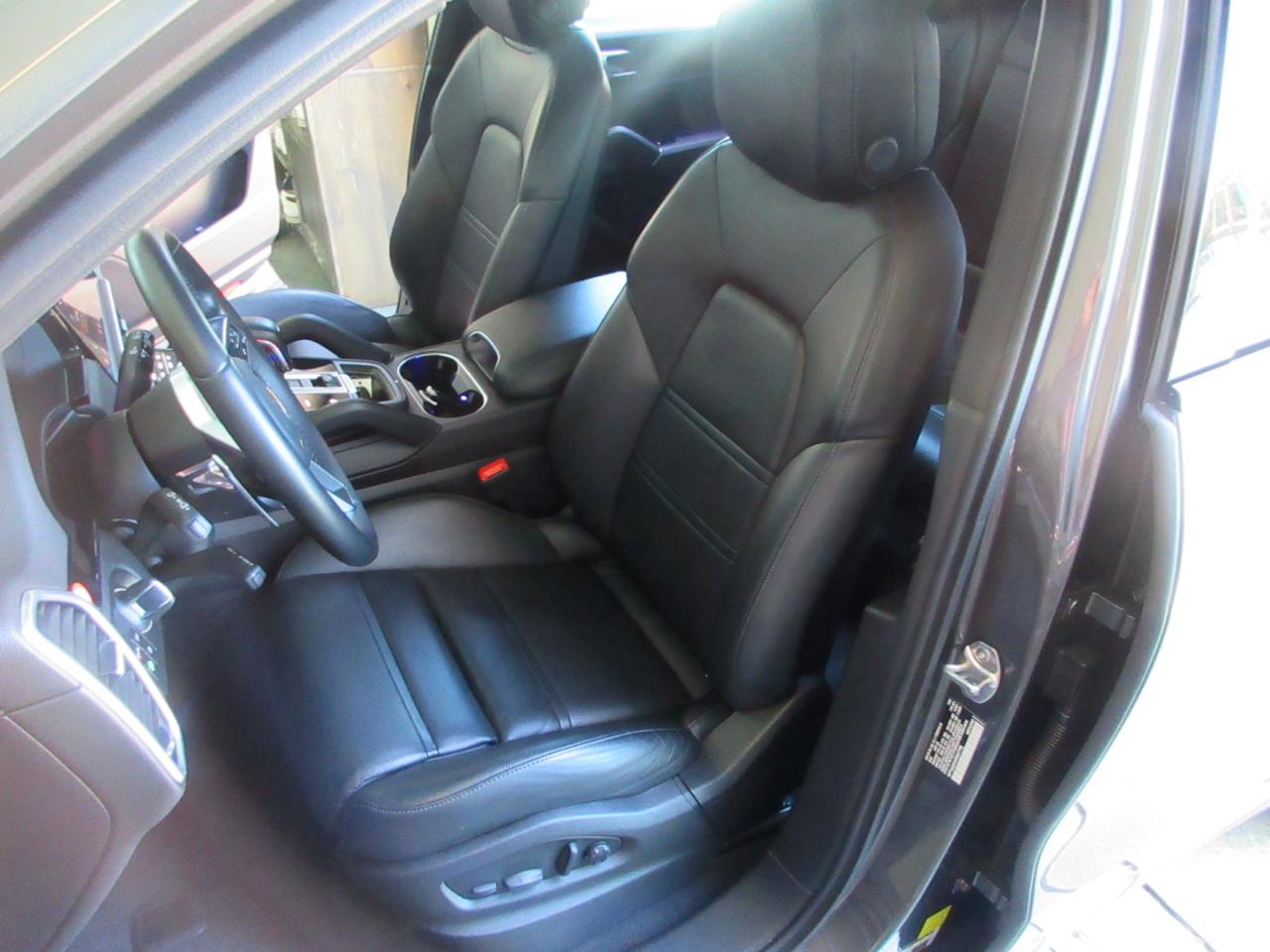 Porsche Cayenne  2023