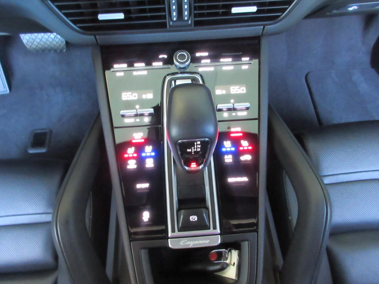 Porsche Cayenne  2023