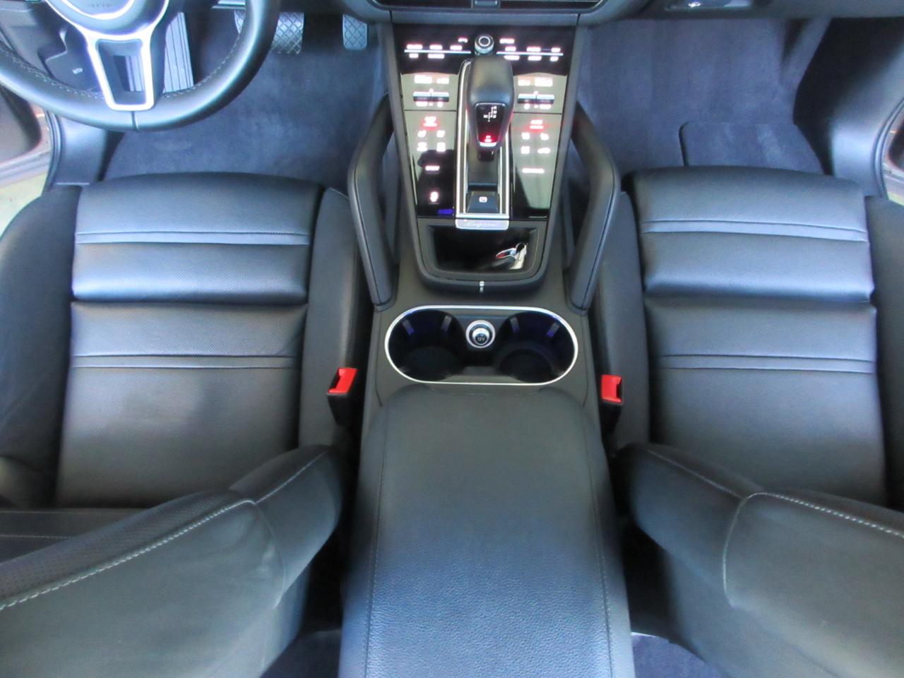 Porsche Cayenne  2023