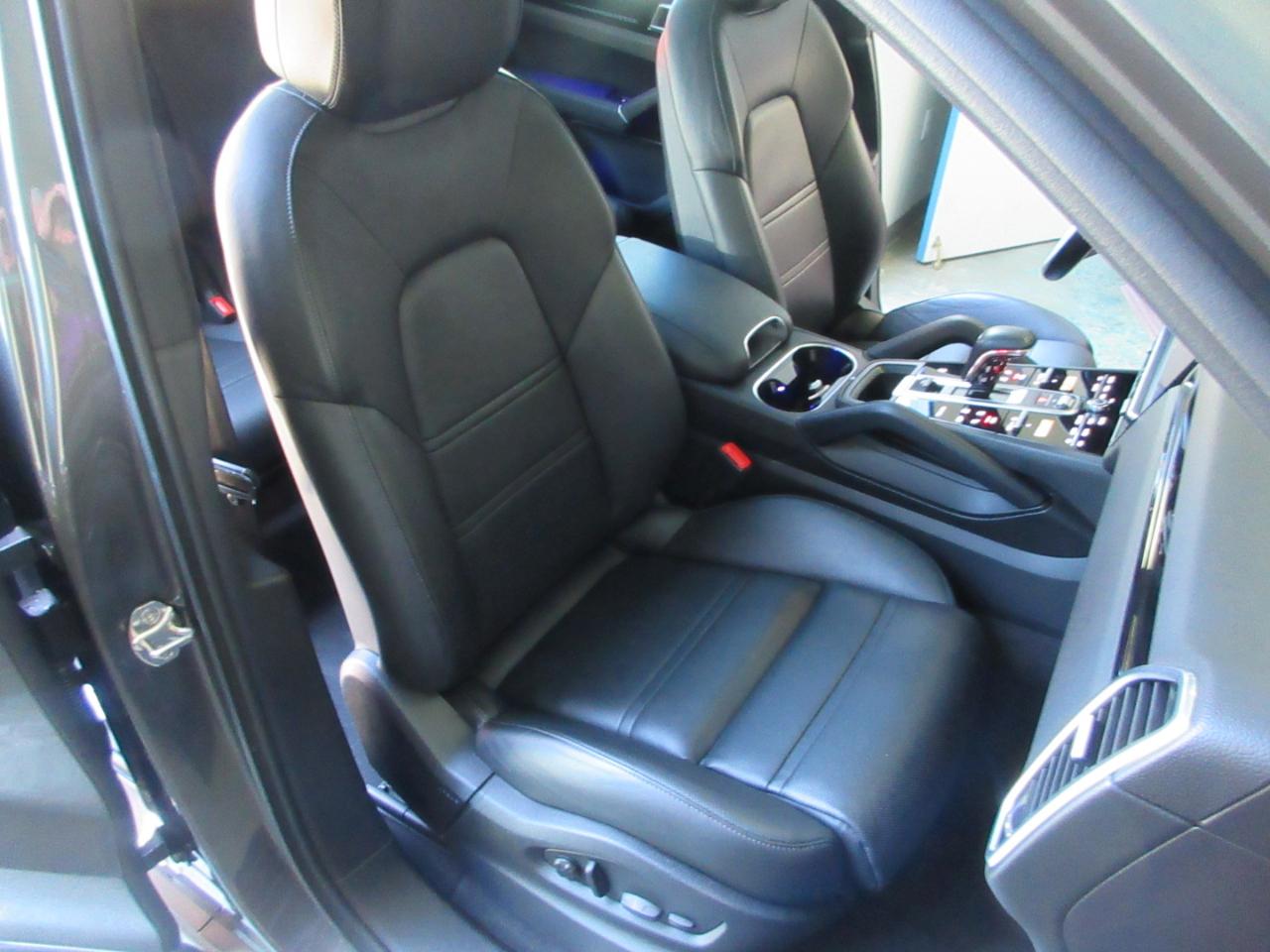 Porsche Cayenne  2023