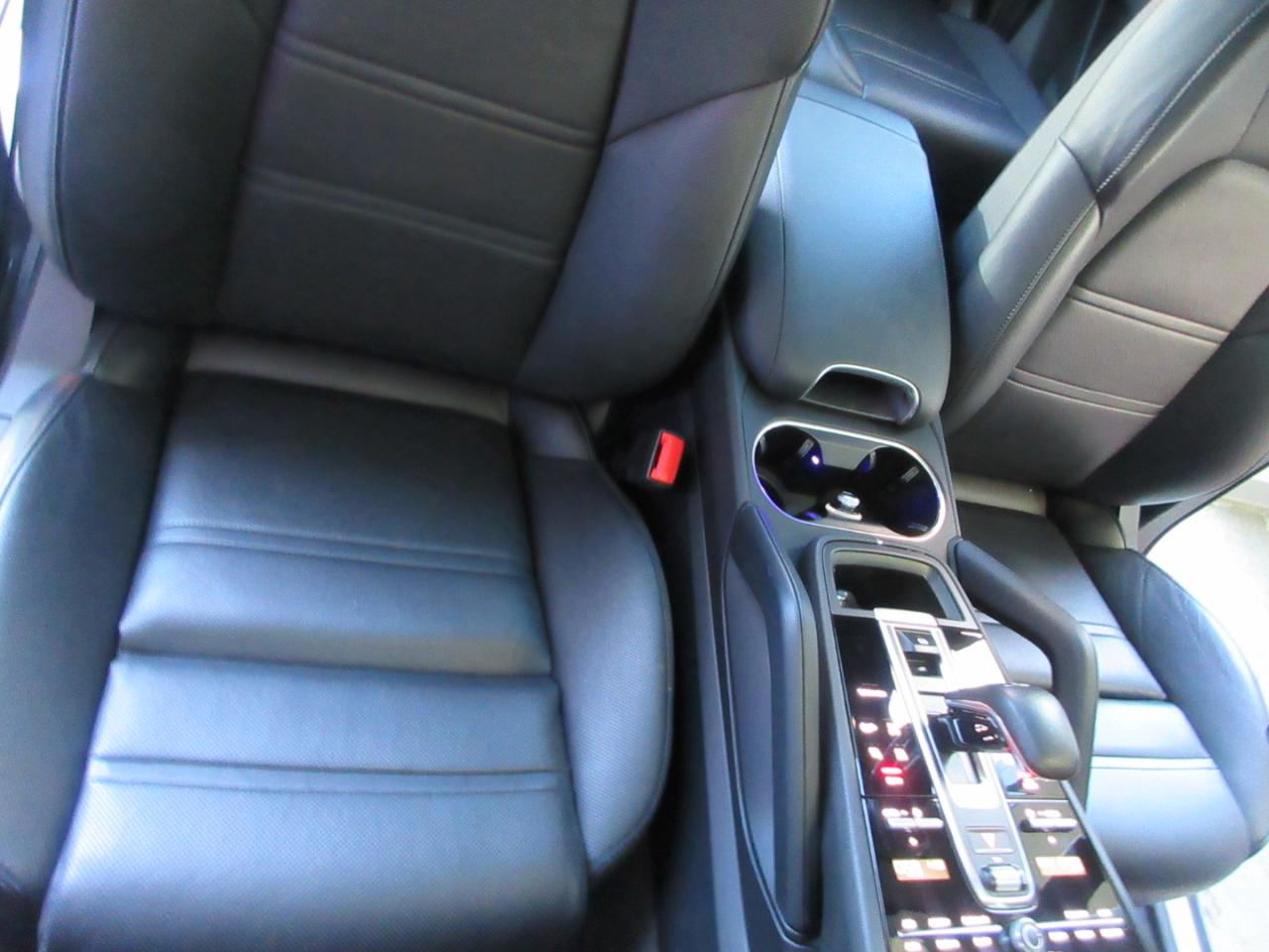 Porsche Cayenne  2023