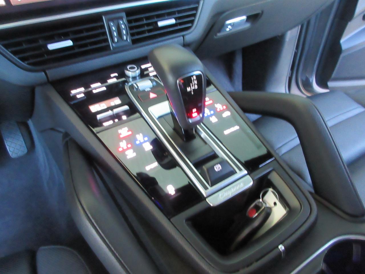 Porsche Cayenne  2023