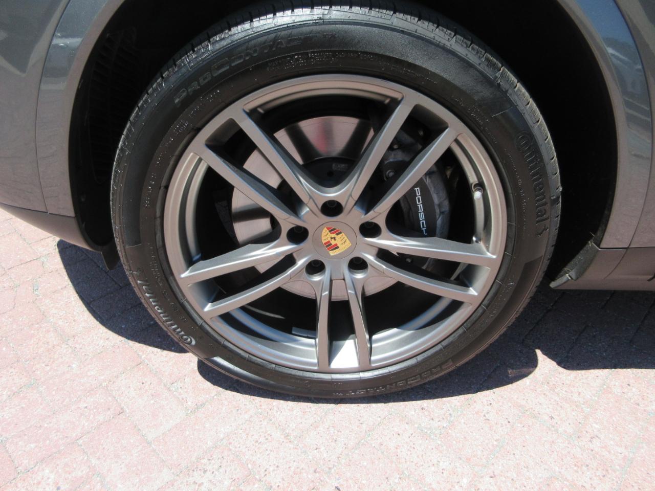 Porsche Cayenne  2023