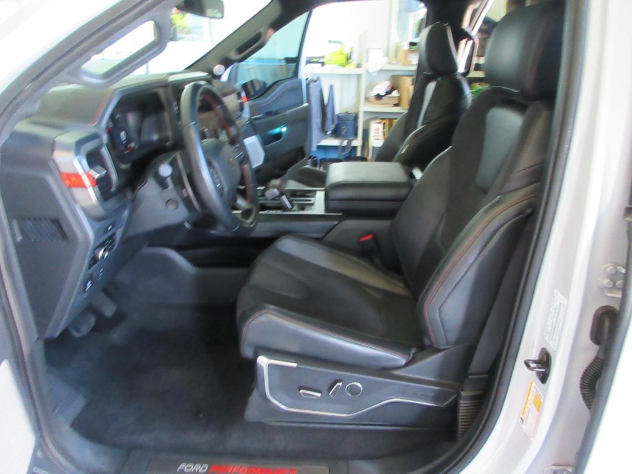 Ford F-150  2025