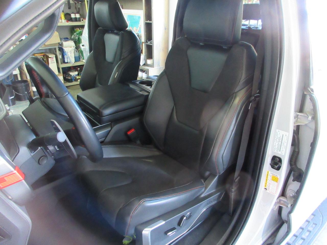 Ford F-150  2025