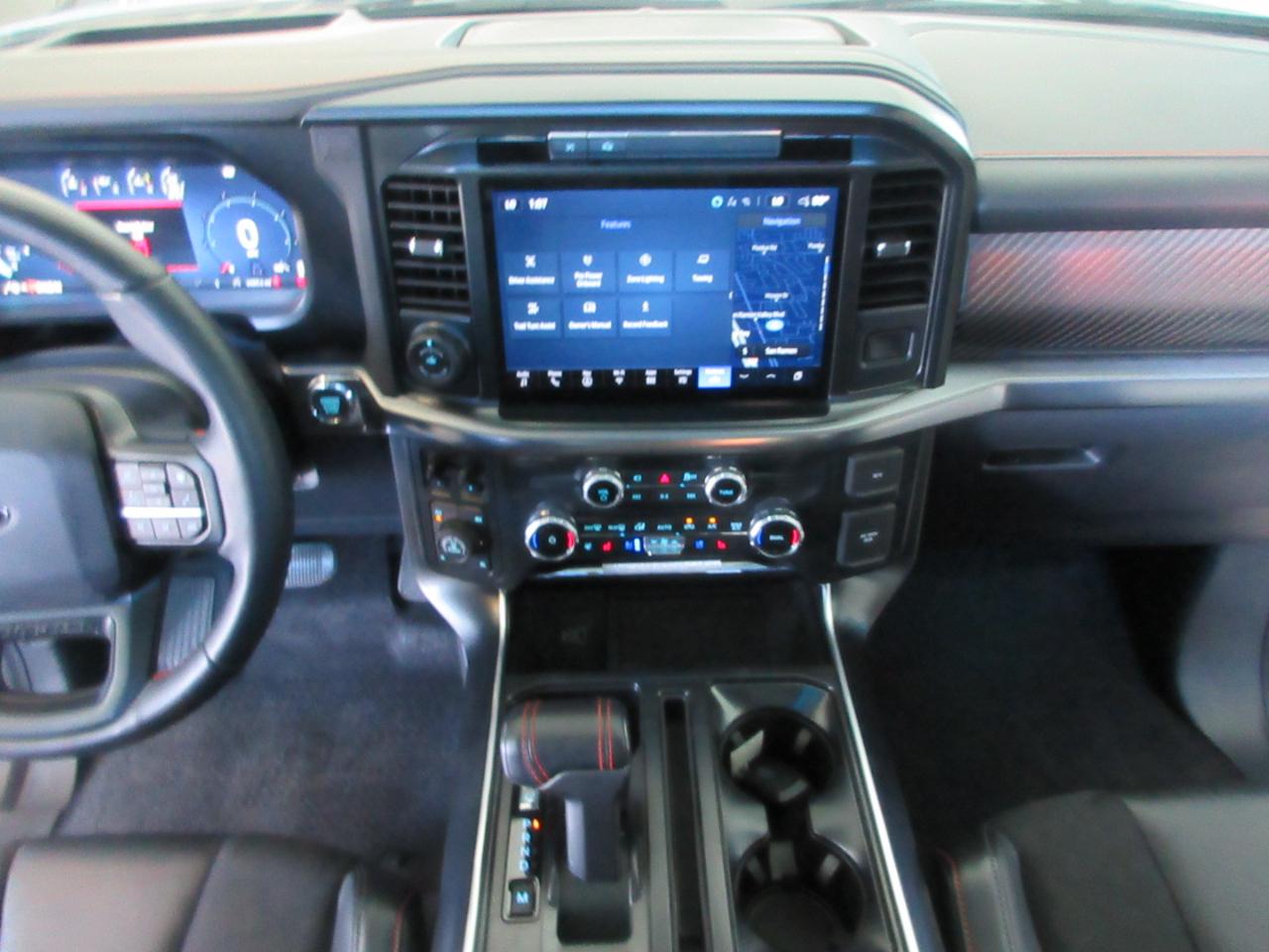 Ford F-150  2025