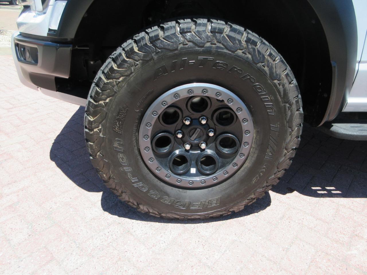 Ford F-150  2025