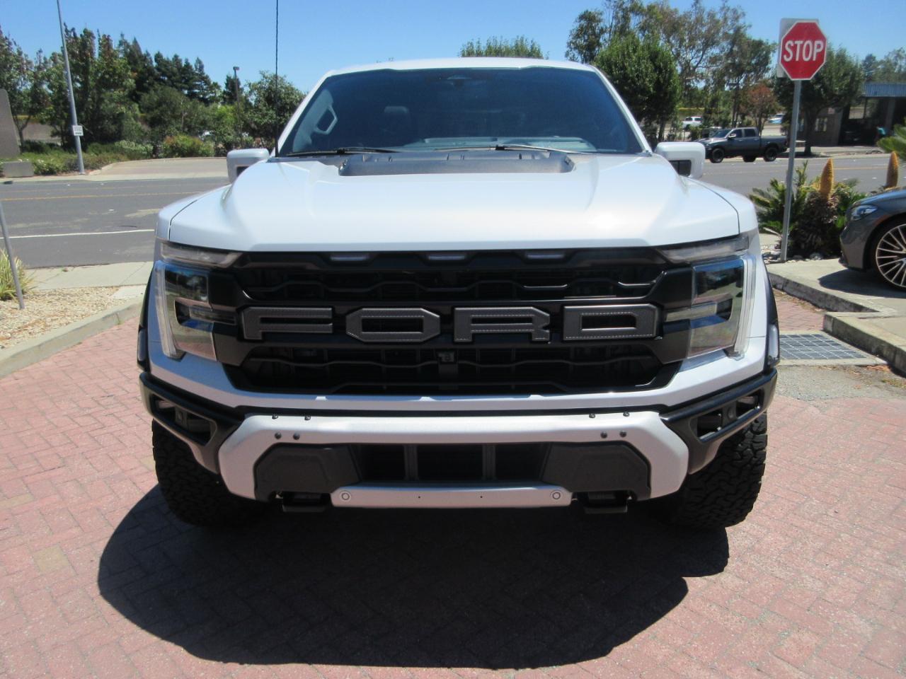 Ford F-150  2025