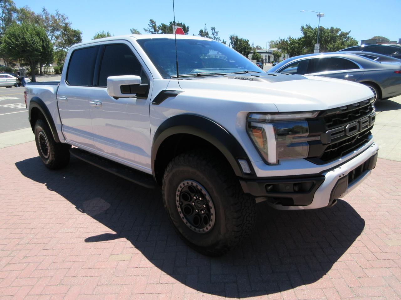 Ford F-150  2025