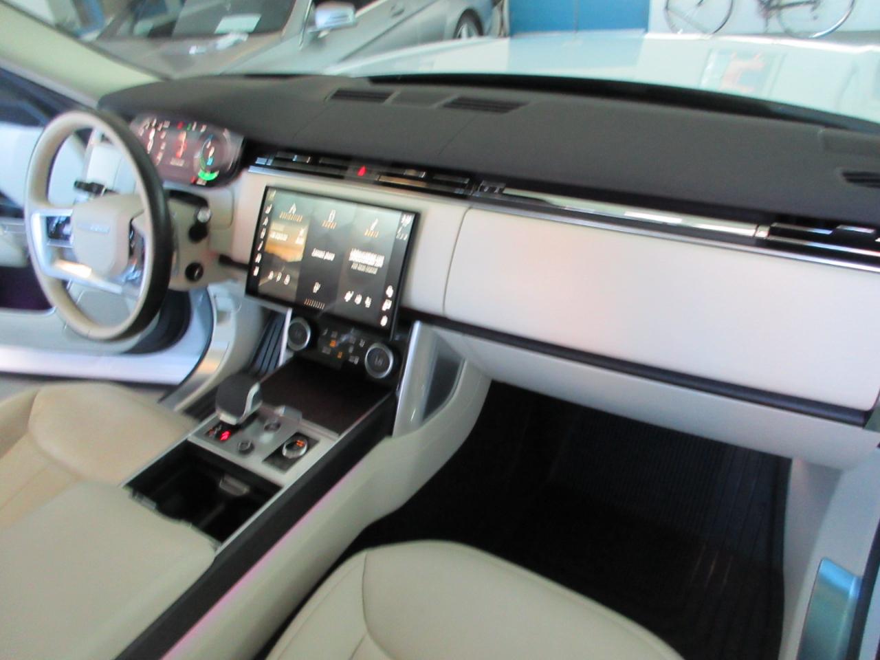 Land Rover Range Rover  2023