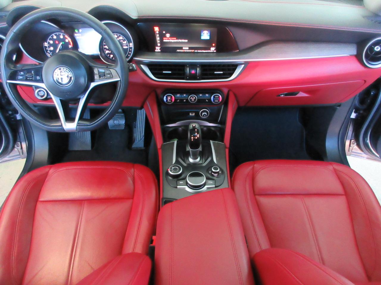 Alfa Romeo Stelvio  2019
