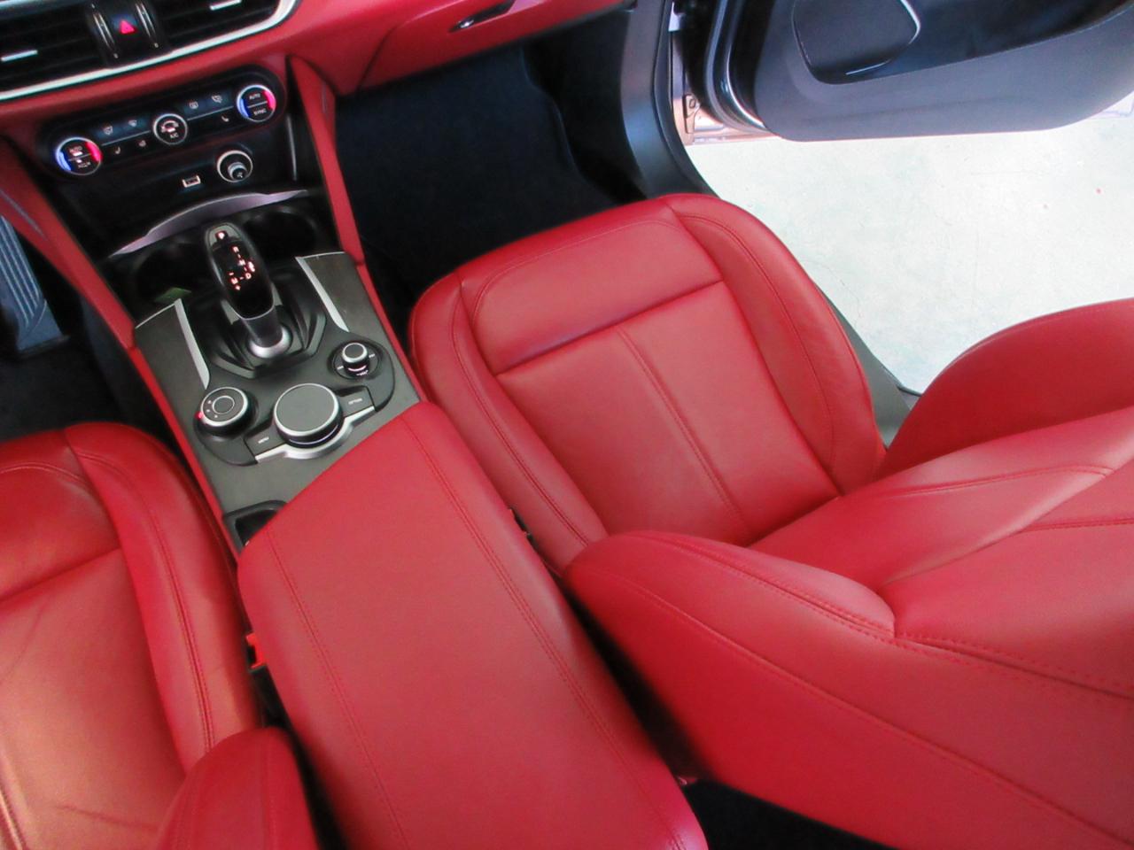 Alfa Romeo Stelvio  2019