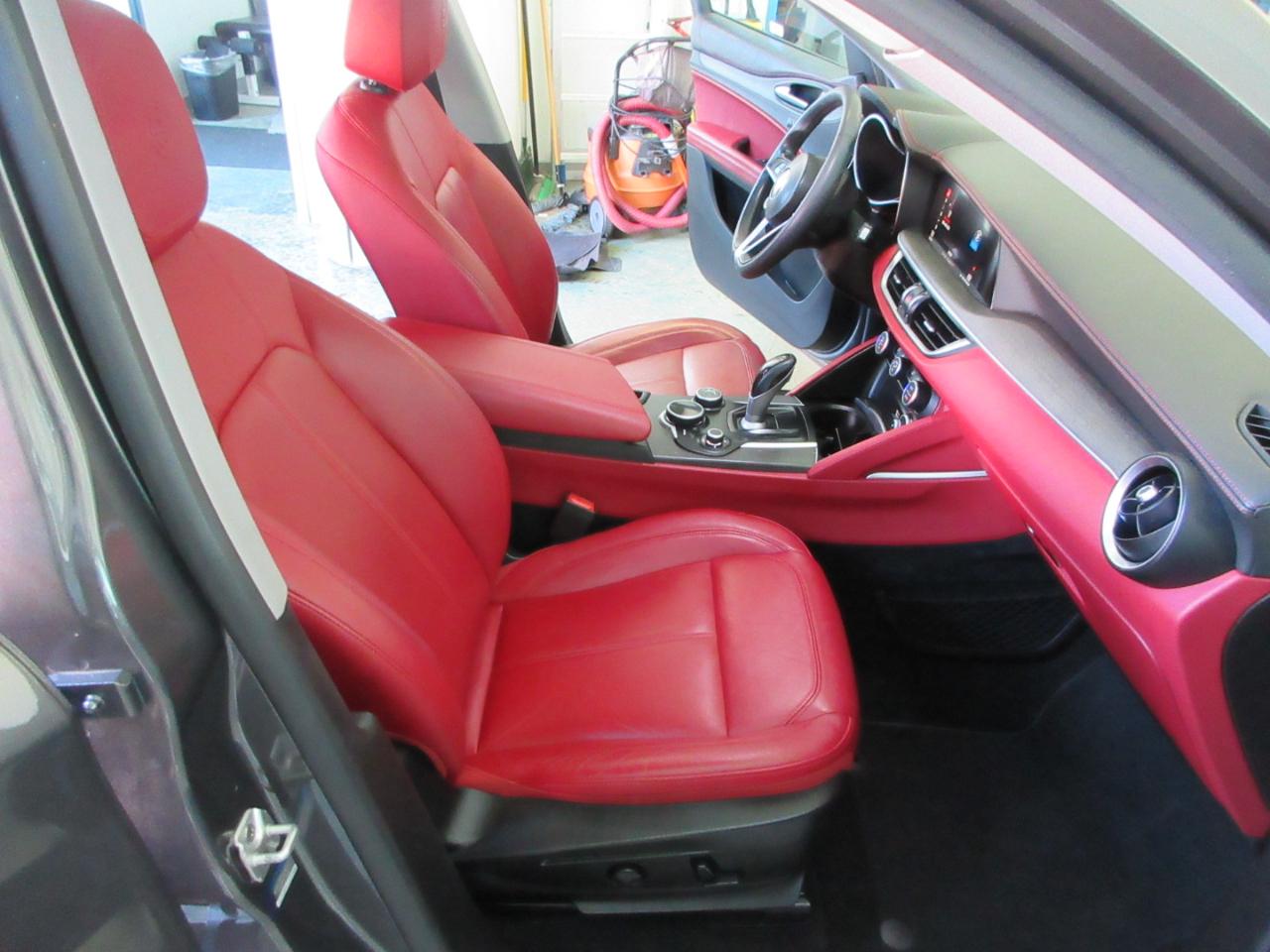 Alfa Romeo Stelvio  2019