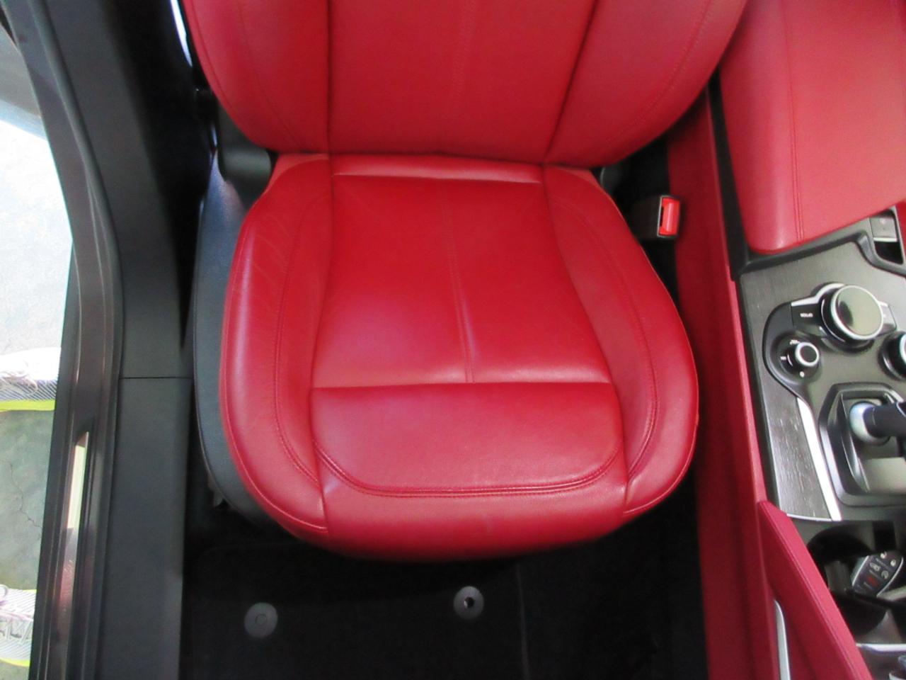 Alfa Romeo Stelvio  2019