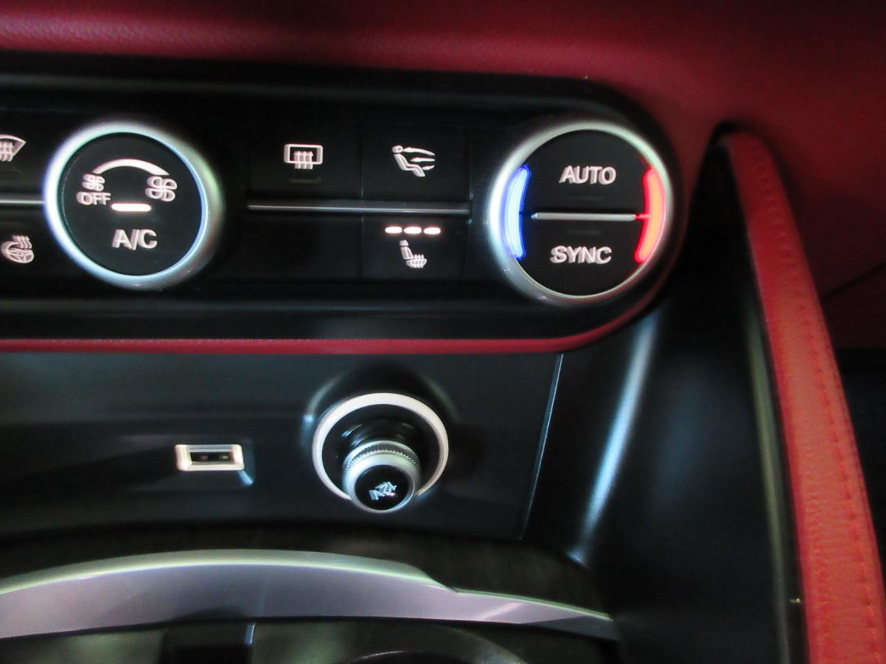 Alfa Romeo Stelvio  2019