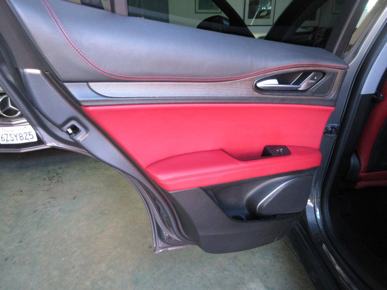 Alfa Romeo Stelvio  2019