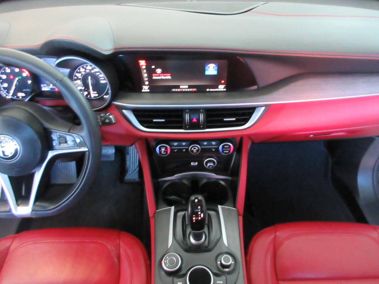 Alfa Romeo Stelvio  2019