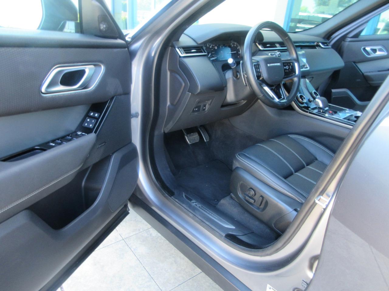 Land Rover Range Rover Velar  2023