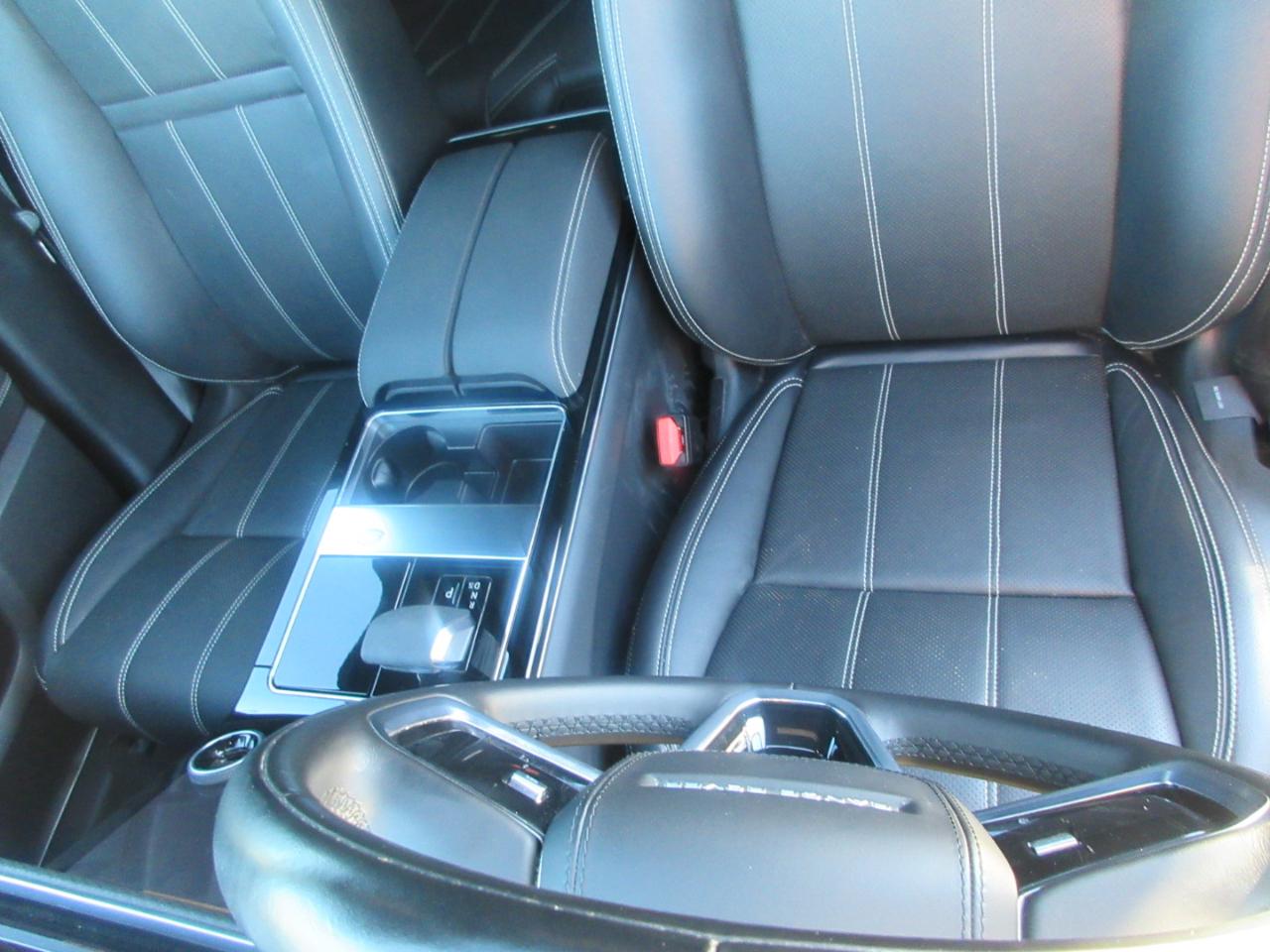 Land Rover Range Rover Velar  2023