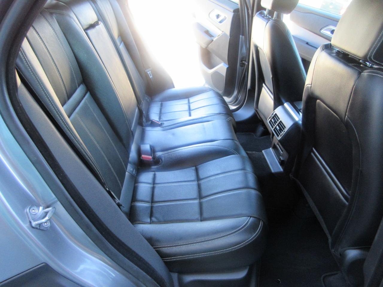 Land Rover Range Rover Velar  2023