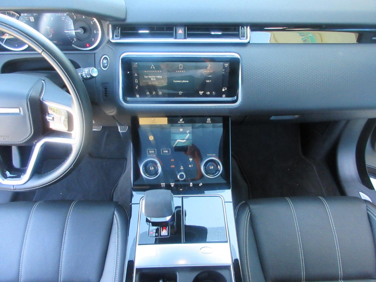 Land Rover Range Rover Velar  2023