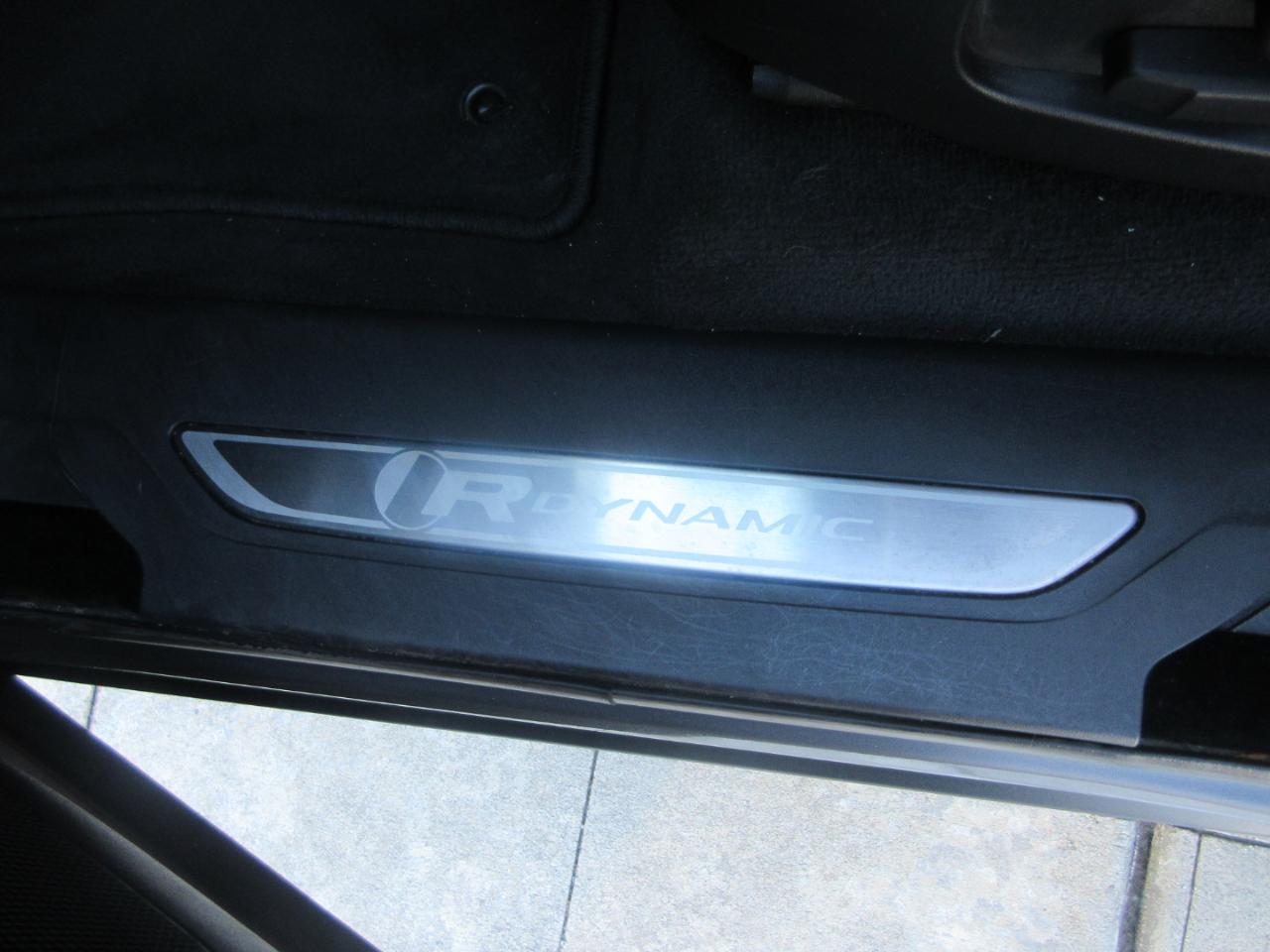 Land Rover Range Rover Velar  2023